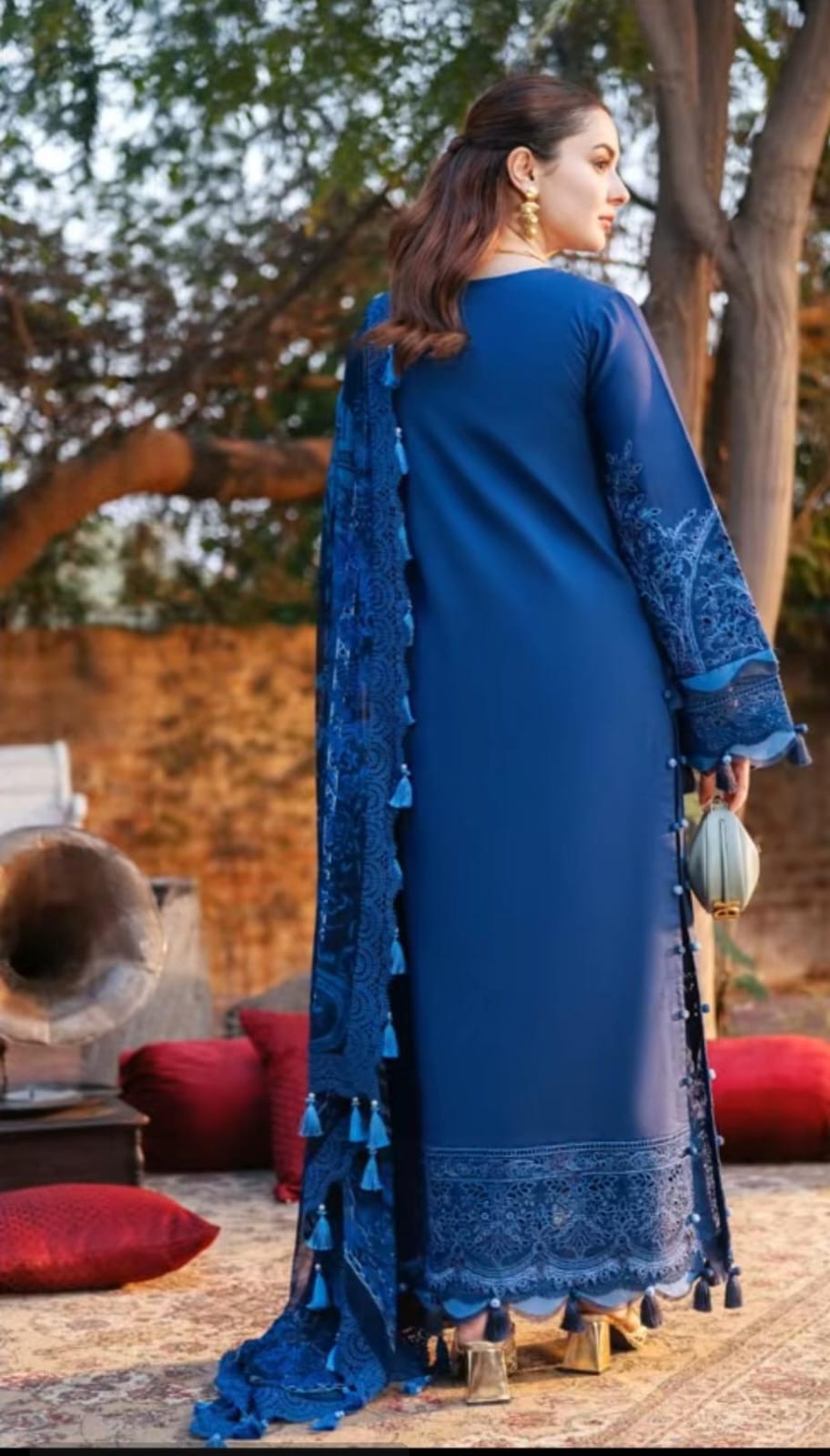 JADE OMBRE X HANIA HEAVY EMBROIDERED DHANAK UNSTICHED 3PC (SL-20696)