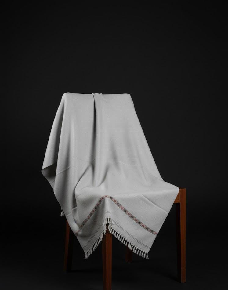 J. Men’s Wool Shawl (Light Grey)