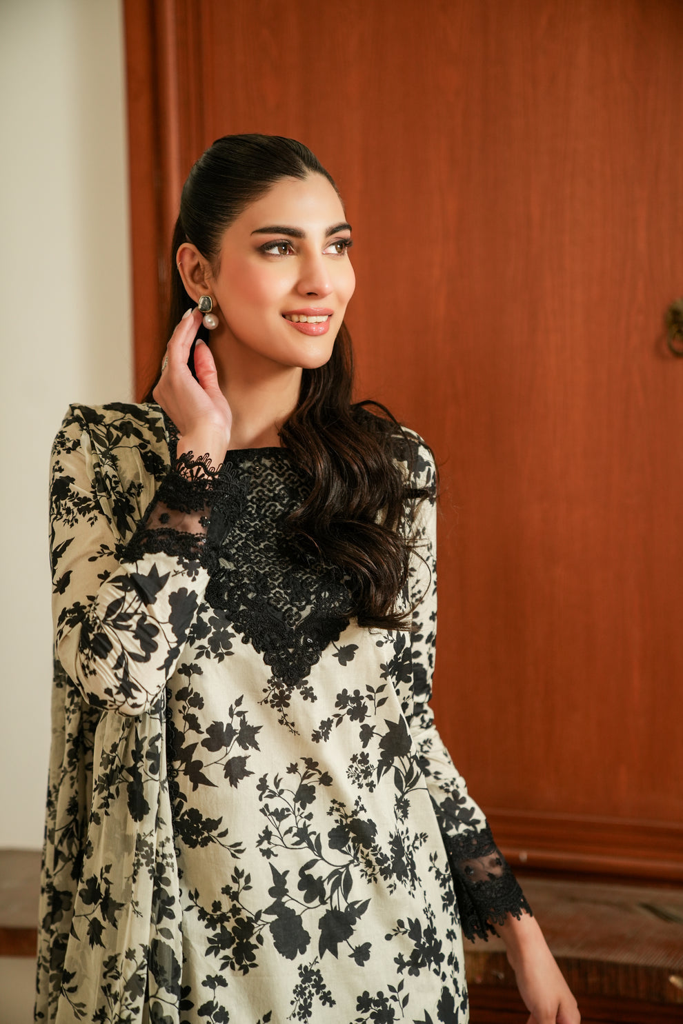 Laila- ANEELA’s COLLECTION  UNSTICHED PRINTED EMBROIDERED LINEN 3pc (SL-1755)