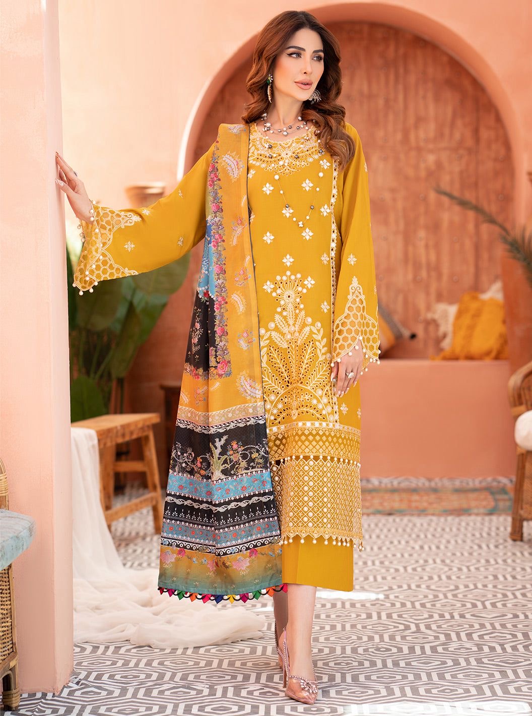 ADAN’s LIBAS-HEAVY EMBROIDERED DHANAK 3pc