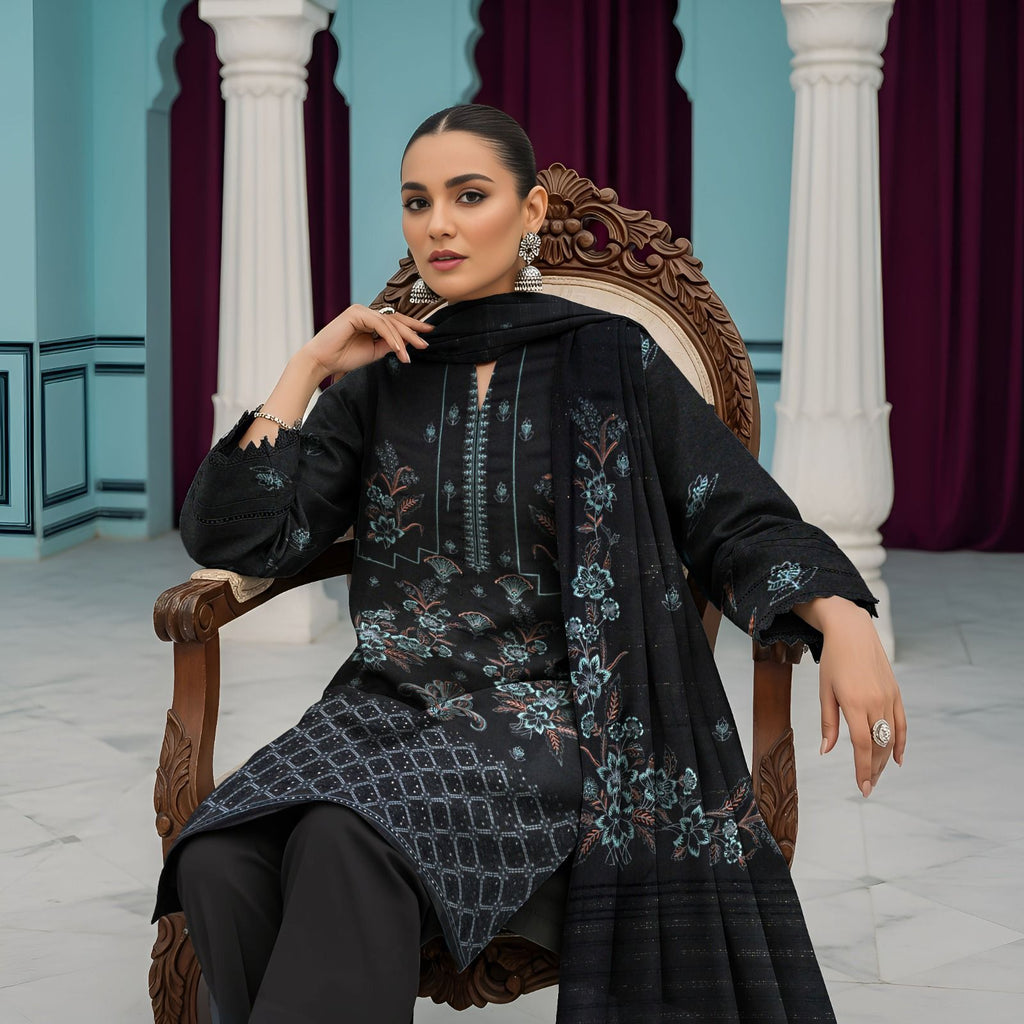 Rasbhari Dhanak Thread Embroidered 3pc with velvet dhanak jequard emb shawl