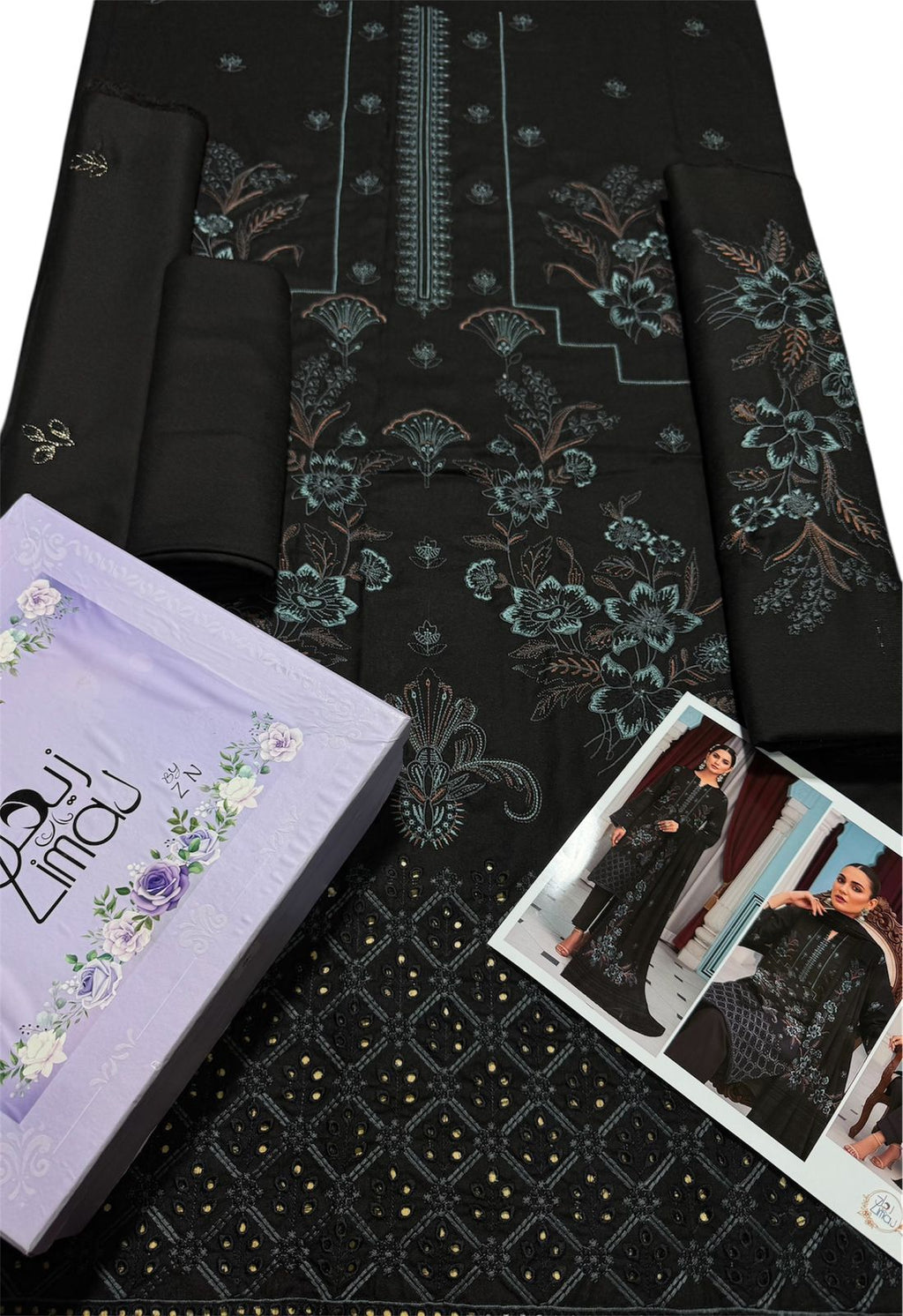 Rasbhari Dhanak Thread Embroidered 3pc with velvet dhanak jequard emb shawl