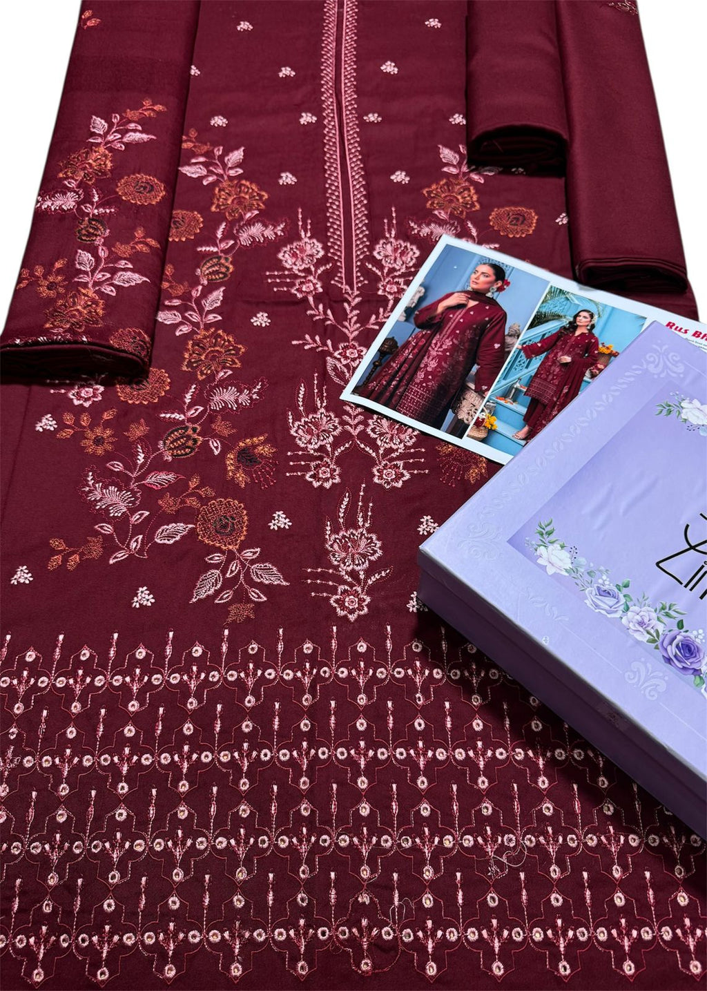 Rasbhari Dhanak Thread Embroidered 3pc with velvet dhanak jequard emb shawl